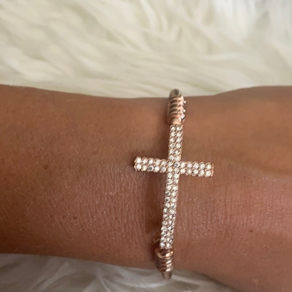 Fashion bracelet